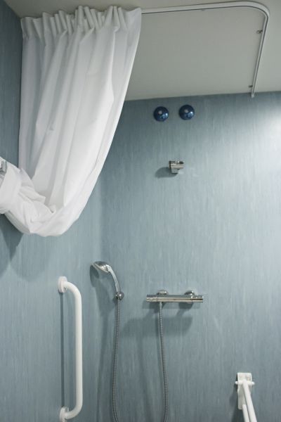 Senior Shower Installation in Broadview Heights