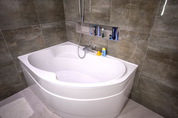 Large Bathtub Installation in Broadview Heights